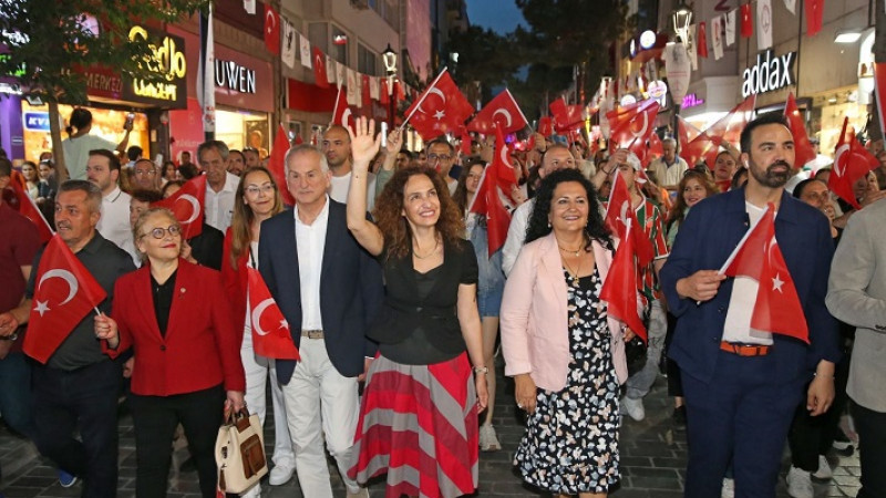 Karşıyaka’da 19 Mayıs’a muhteşem kutlama!