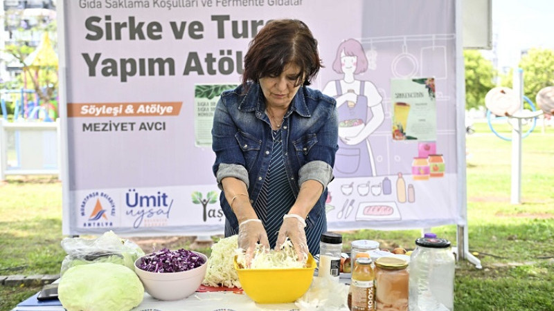 İyi turşunun sırrı ‘Ne sirke ne limon’