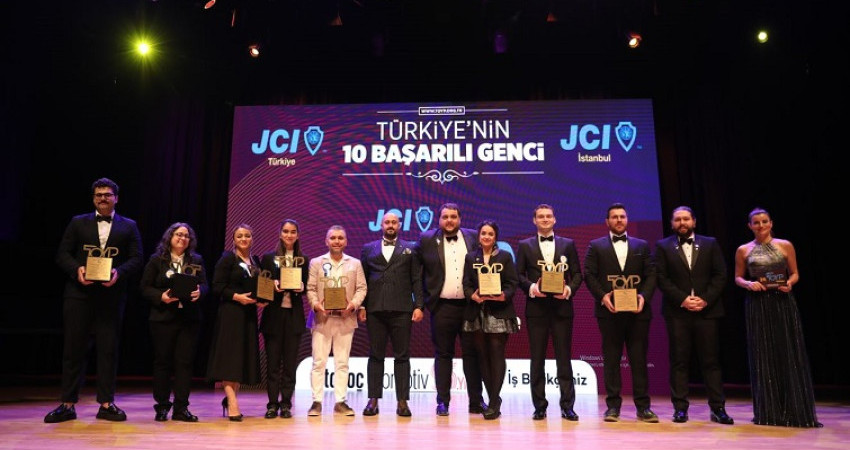 TÜRKİYE’NİN ON BAŞARILI GENCİ ONURLANDIRMA PROGRAMI – TOYP TÜRKİYE