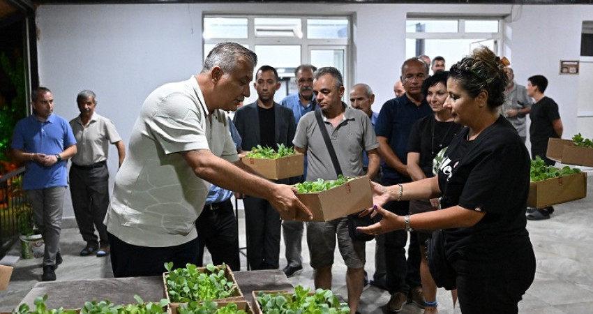 Bornova’da kışlık sebze eğitimi