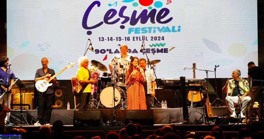 Çeşme Festivali Yeni Türkü ile Görkemli Bir Final Yaptı