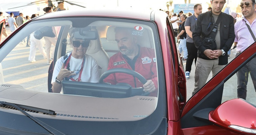 STM Genel Müdürü Özgür Güleryüz , MANGO CAR'ı Yakından İnceledi