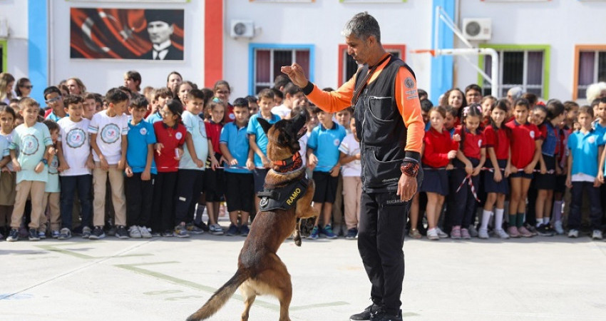 BUCAKUT, bilgi ve deneyimlerini Buca’nın çocuklarıyla paylaşıyor