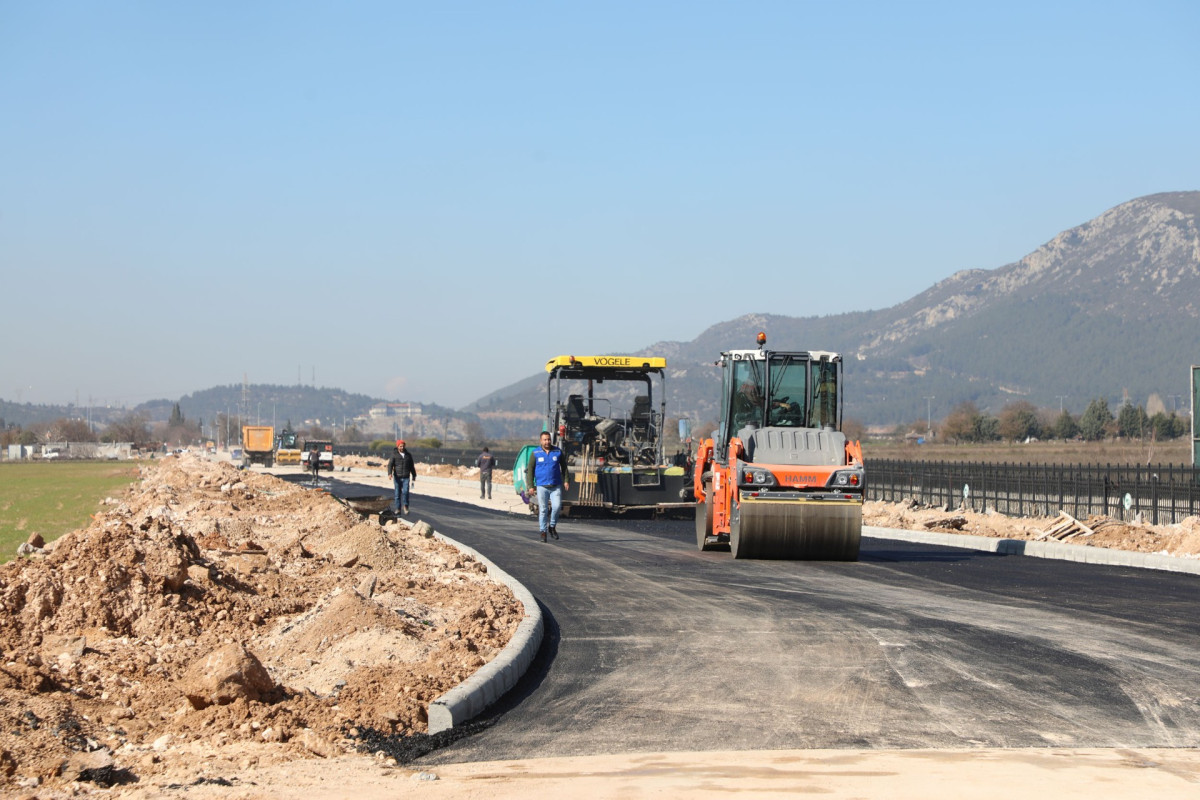 AVM Bağlantı Yolu Çalışmalarında Sona Gelindi