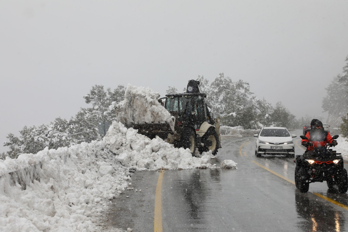 Beyaza Bürünen Muğla’da Yollar Ulaşıma Açıldı