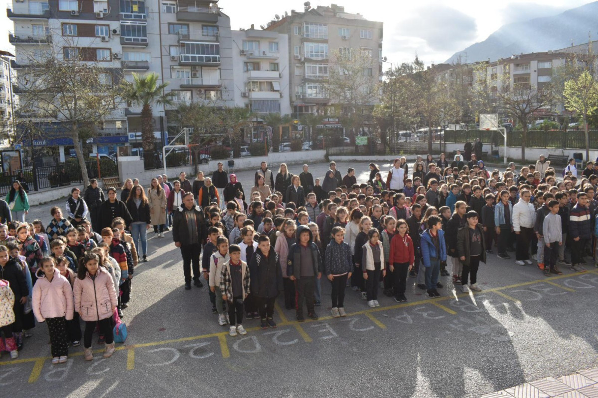 Halil Yurtseven İlkokulu’ndan 18 Mart Şehitleri Anma Programı