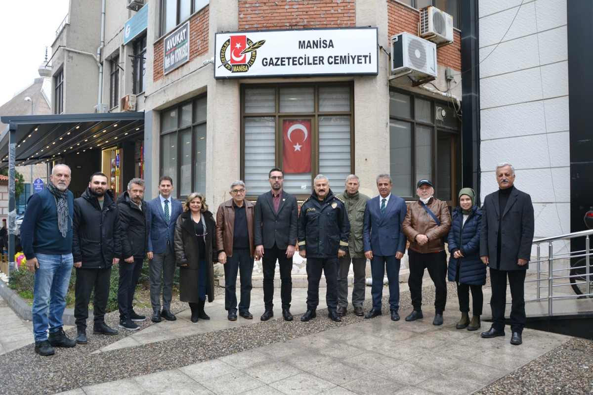 Manisa İl Emniyet Müdürü Fahri Aktaş,Gazeteciler Cemiyetine iadeyi ziyarette bulundu