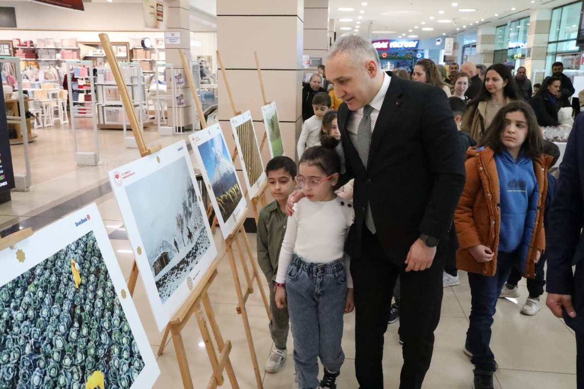 TARIM ORMAN VE İNSAN FOTOĞRAF SERGİSİ TURGUTLU’DA AÇILDI