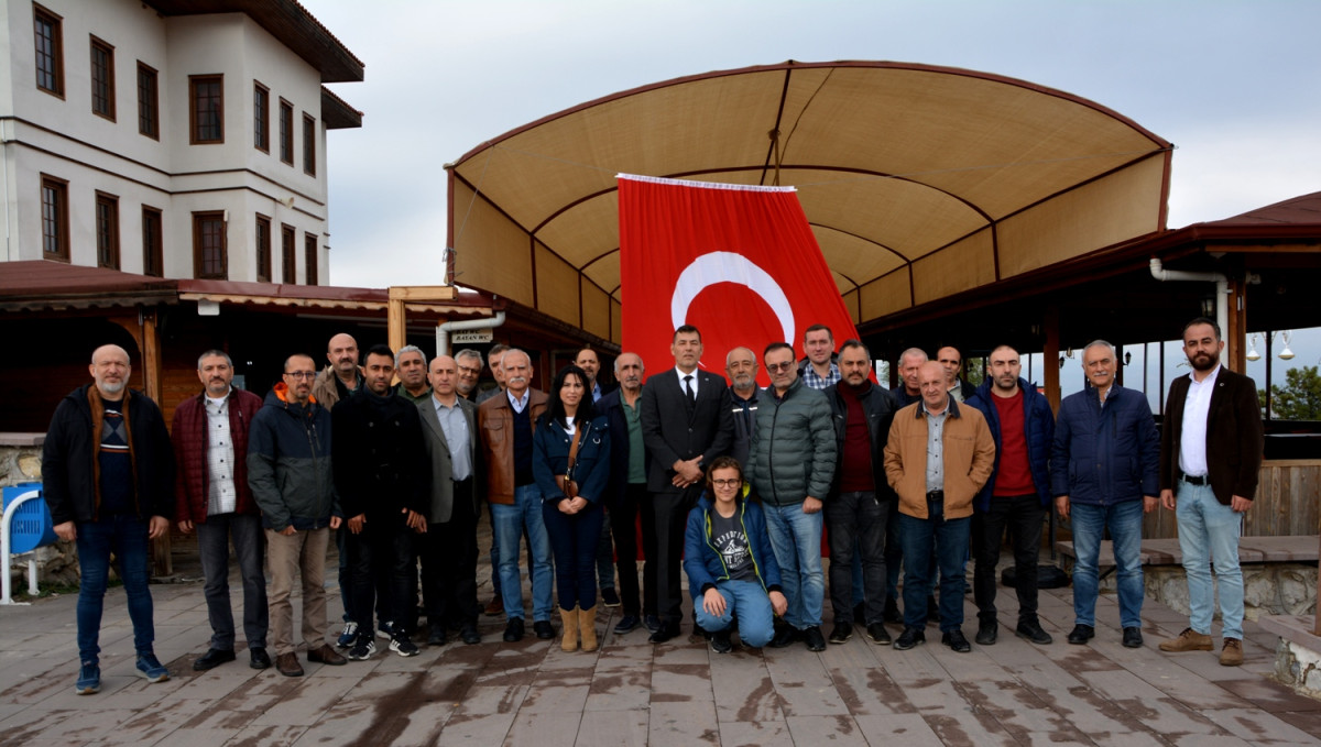 Türk Eğitim Sen Manisa Şubesi, Manisa Celal Bayar Üniversitesi işyeri temsilcileriyle toplantı düzenledi.  