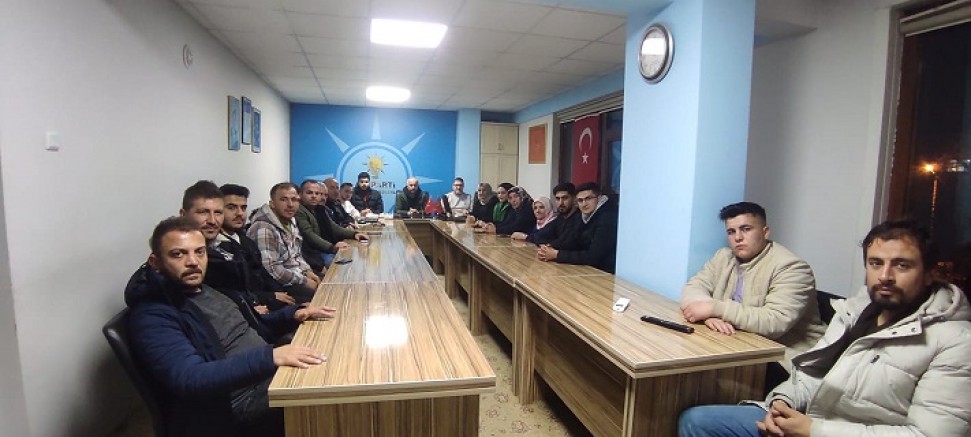 Ak Parti Bozkır İlçe Teşkilatının istifası sonrası basın açıklaması.