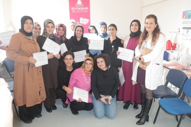 Sakin Mekan Agora’da kadınlar sertifikalarını aldı